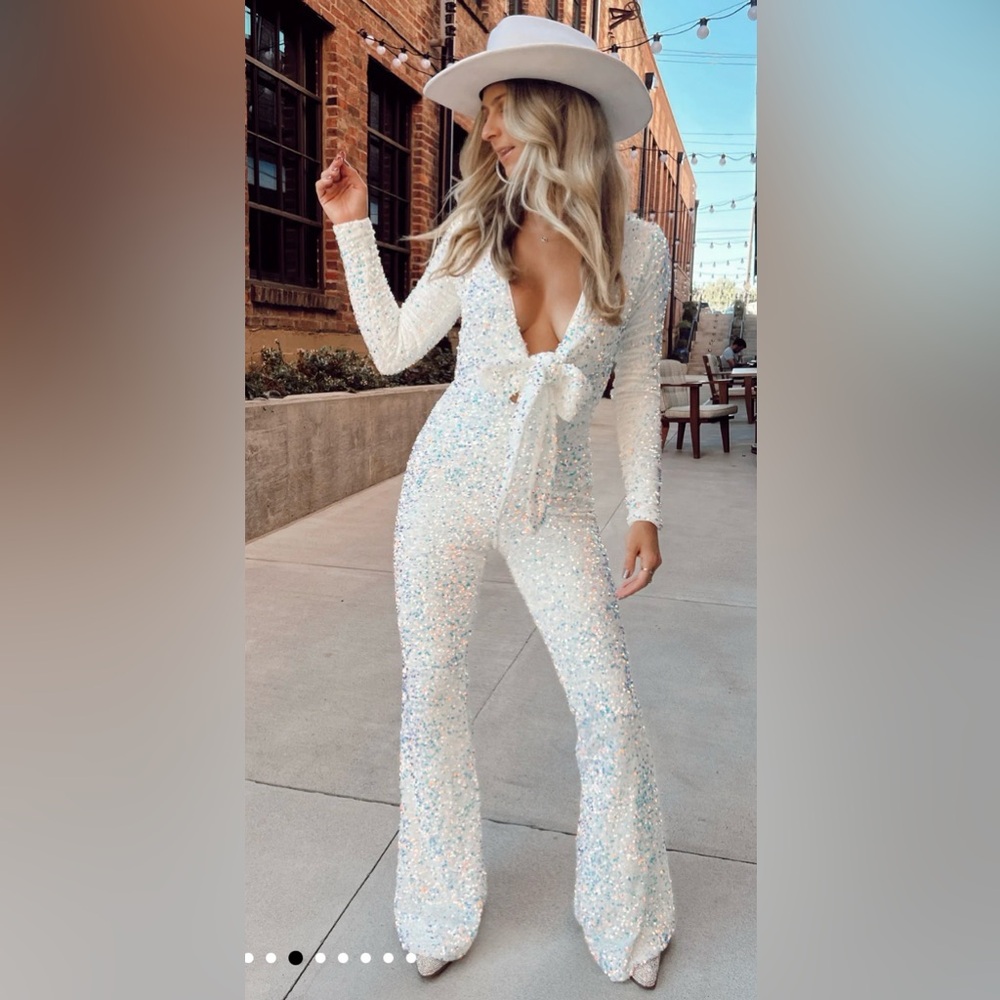 Show Me Your MuMu White Sequin Deep-V Tie-Front Jumpsuit 🩵🤍